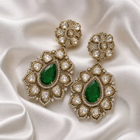 Velzora Emerald Fleur Necklace