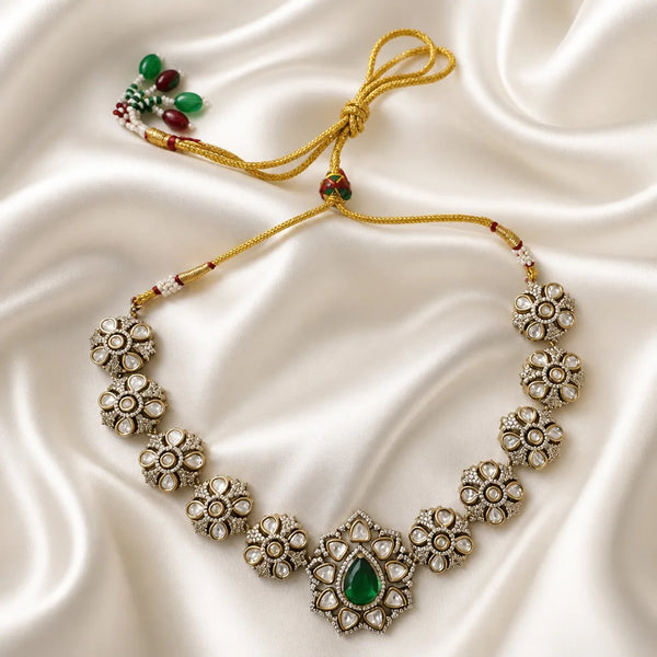 Velzora Emerald Fleur Necklace