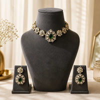 Velzora Emerald Fleur Necklace