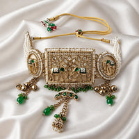 Velzora Pearlea Shahi Gajraaj Choker