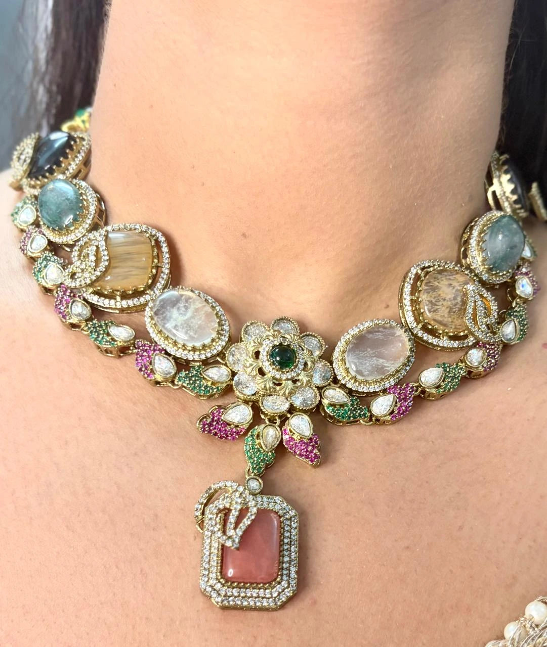 Velzora Sabhya Gulbahar Necklace