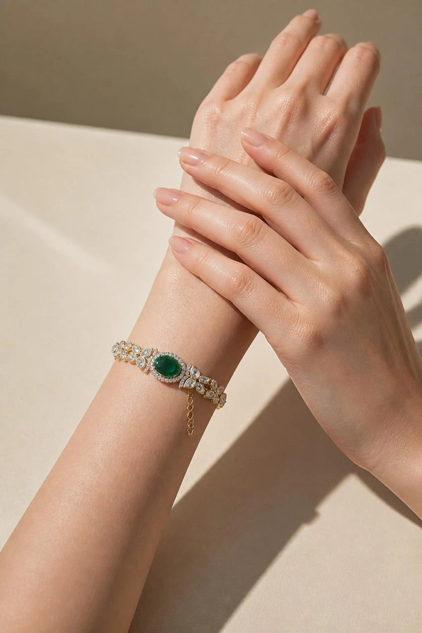Velzora The Emerald Relic Bracelet